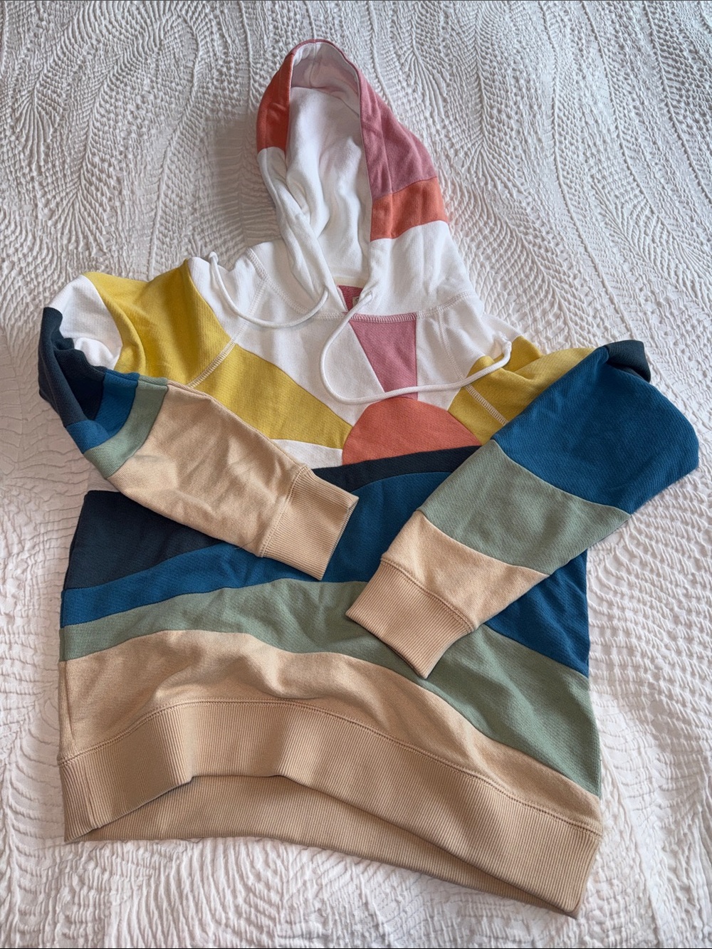 Faherty Colorblock Pullover Hoodie in White, Yellow, Blue & Tan